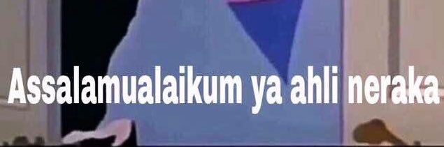 Della Putri banner
