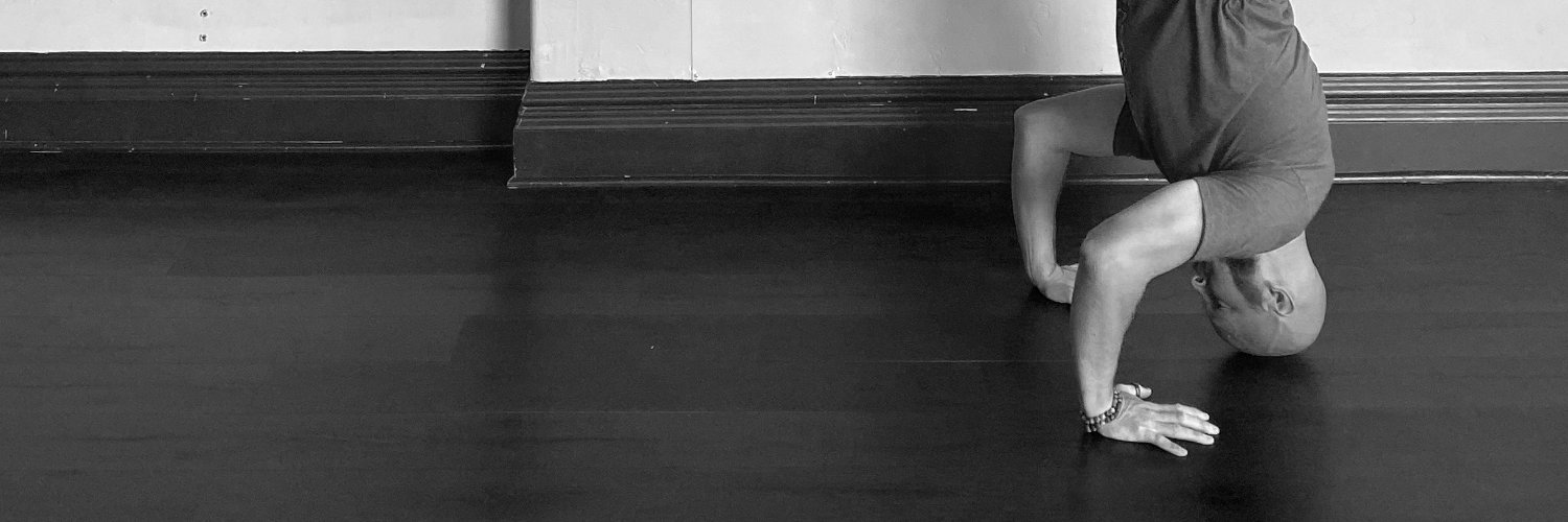 jontomas's profile banner image