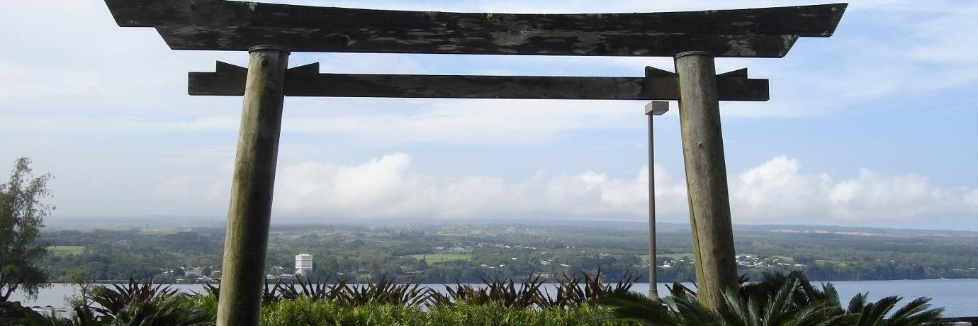 hiloliving's profile banner image
