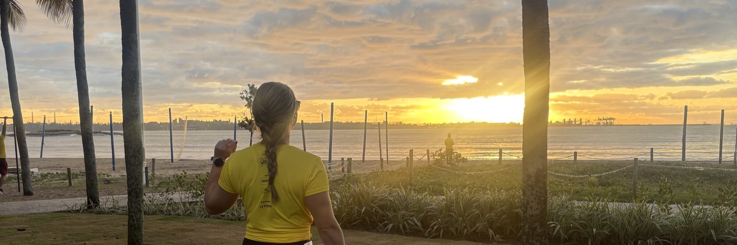 CarolineeGueds's profile banner image