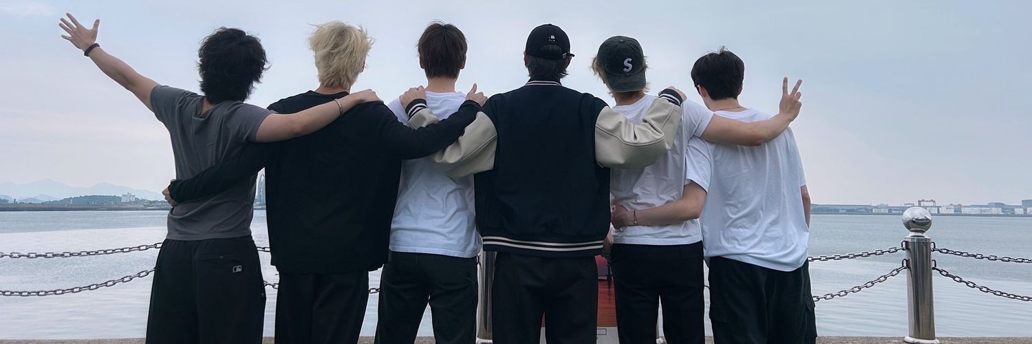 Dee 🇮🇩💡🌌 tante kipop banner