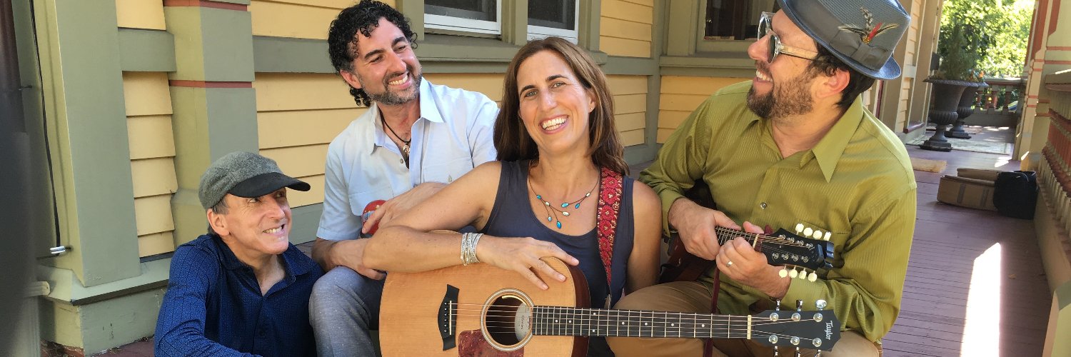 Vanessa Trien banner