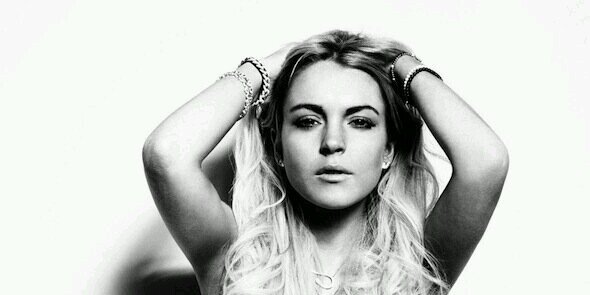 marianinta's profile banner image