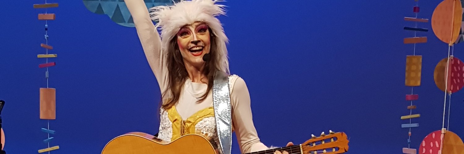 MariaPriolli's profile banner image