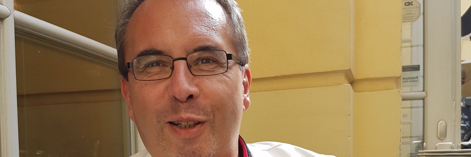 Thom_Ritter's profile banner image
