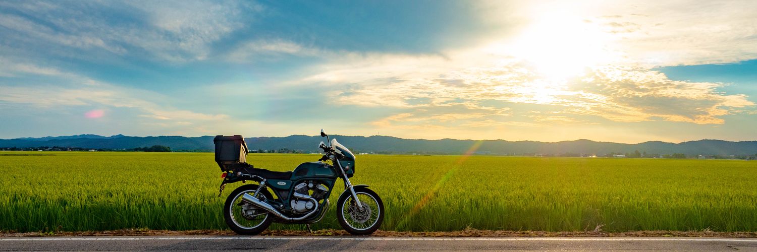 aki 心はいつだって旅人 banner