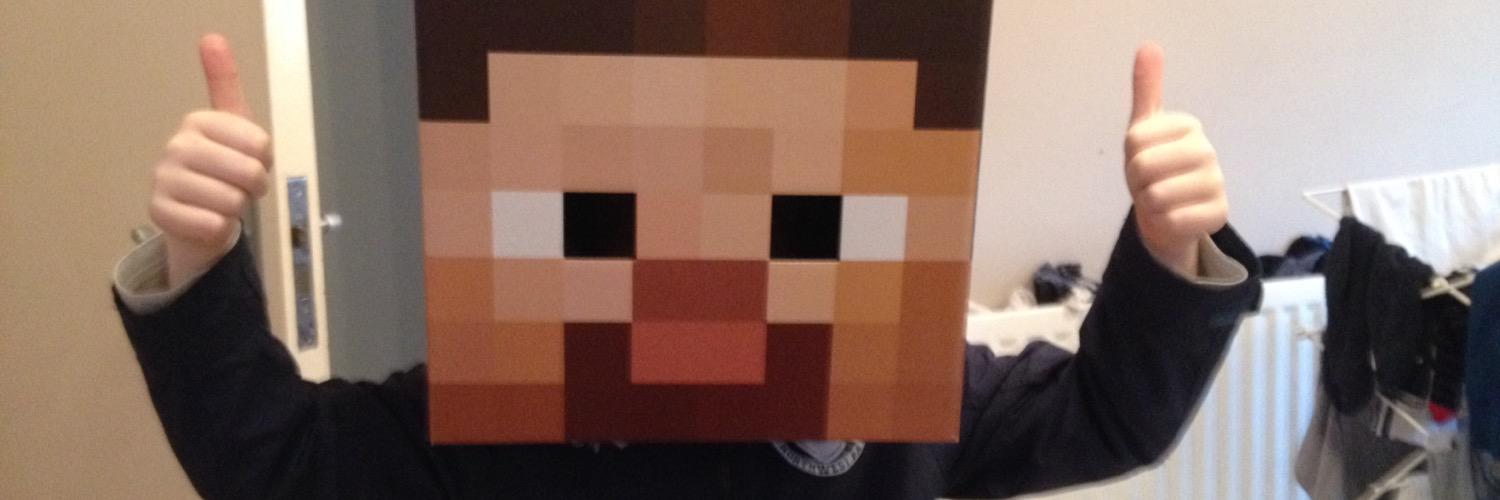EYEiGAMER's profile banner image