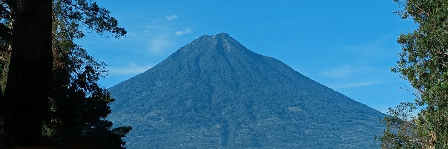 DenisseComte's profile banner image