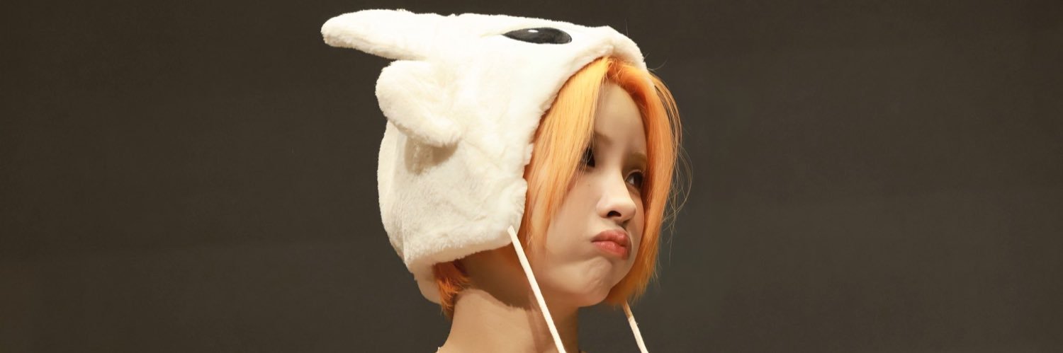 hereforsoyeon's profile banner image