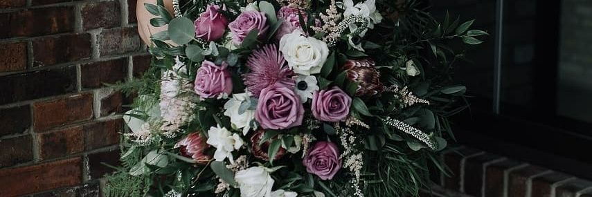 Quinn and Kim's Flowers banner
