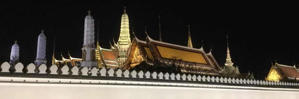 Viyada's profile banner image