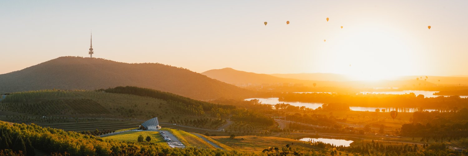VisitCanberra banner