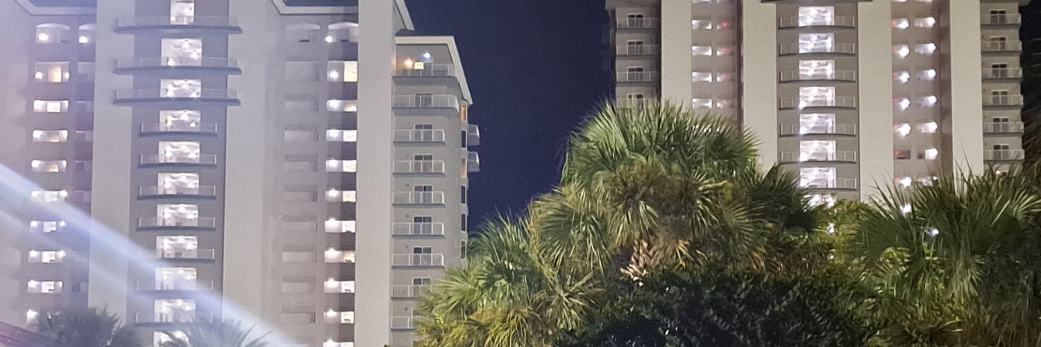 simiparc's profile banner image