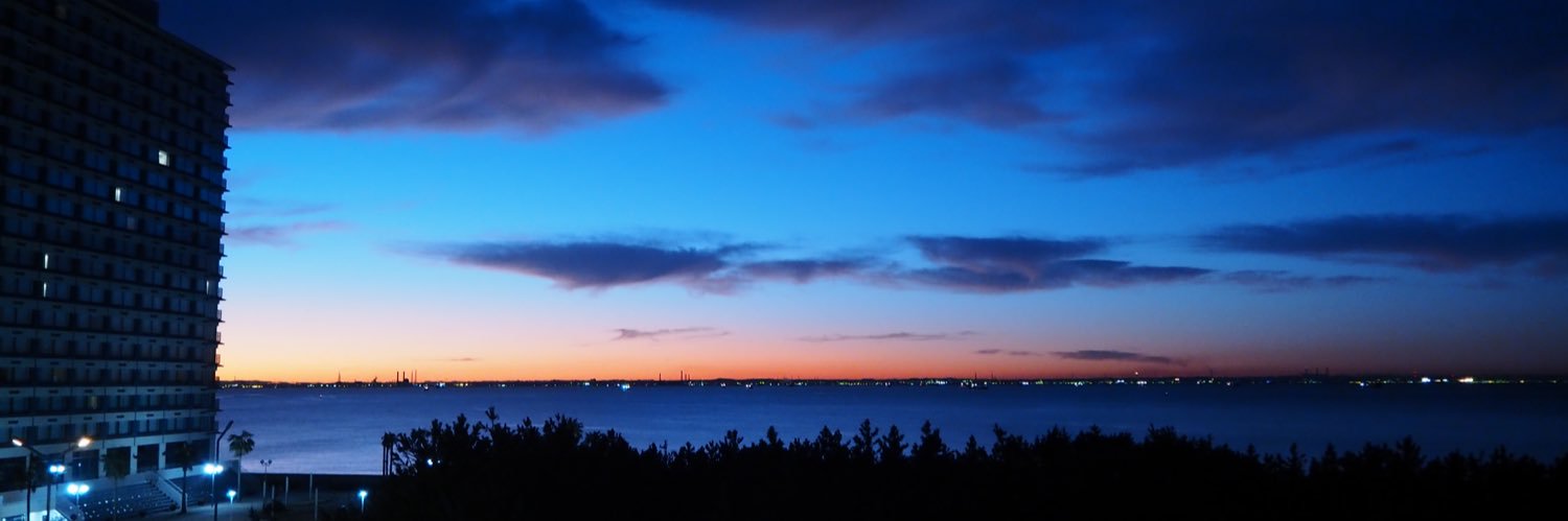 A_U3's profile banner image