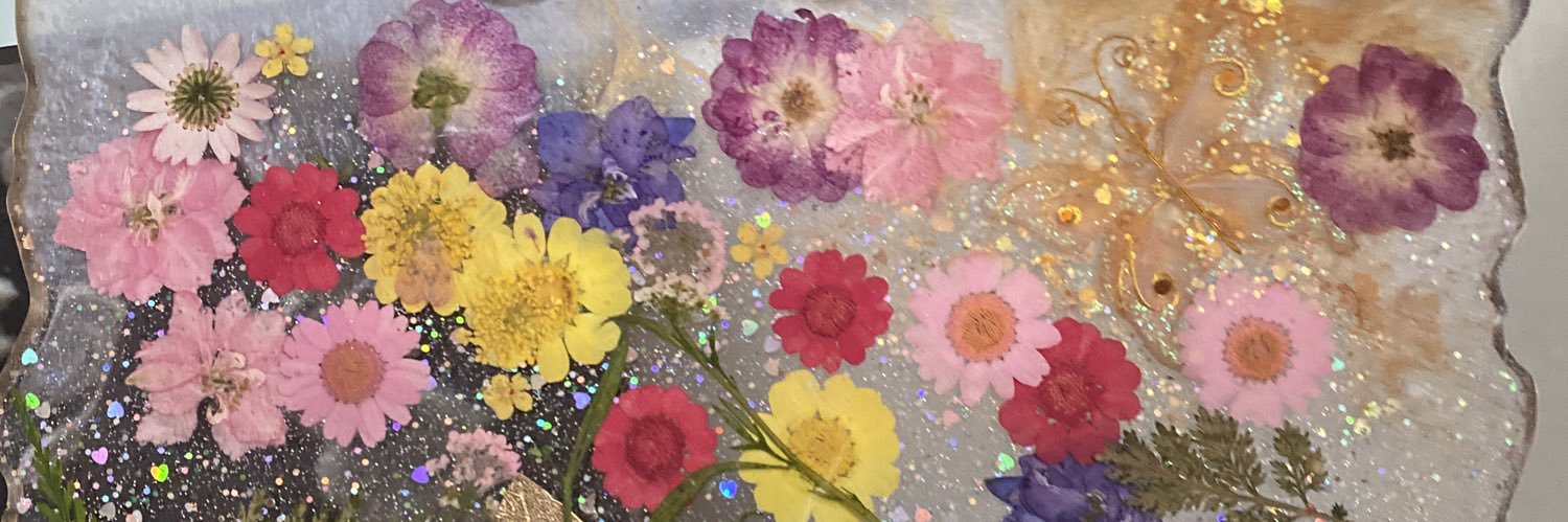 LeahB333 🌎💖🇨🇦🇺🇸 banner