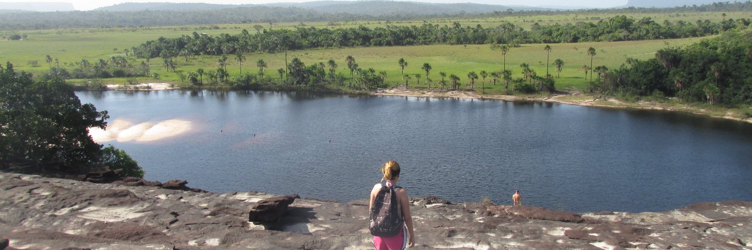 _amandaquintero's profile banner image