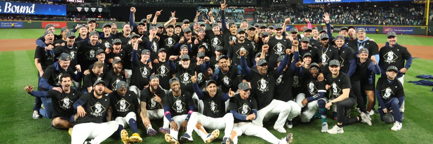 raaainier's profile banner image