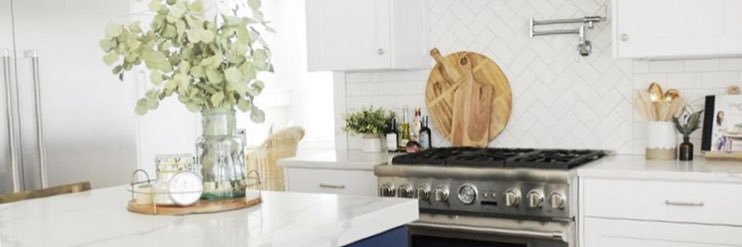 ALivedinHome's profile banner image