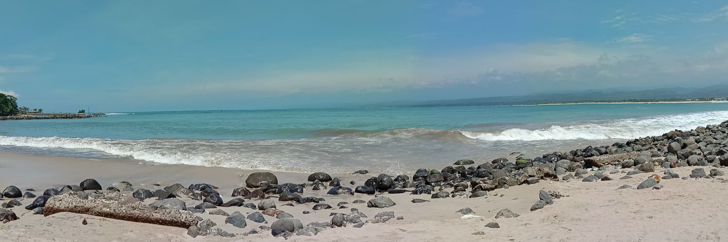findamnuriane's profile banner image