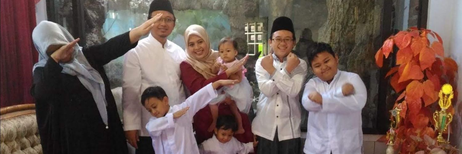 MayaFMH's profile banner image