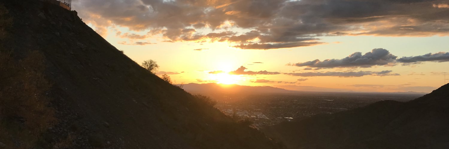 Monnie311's profile banner image