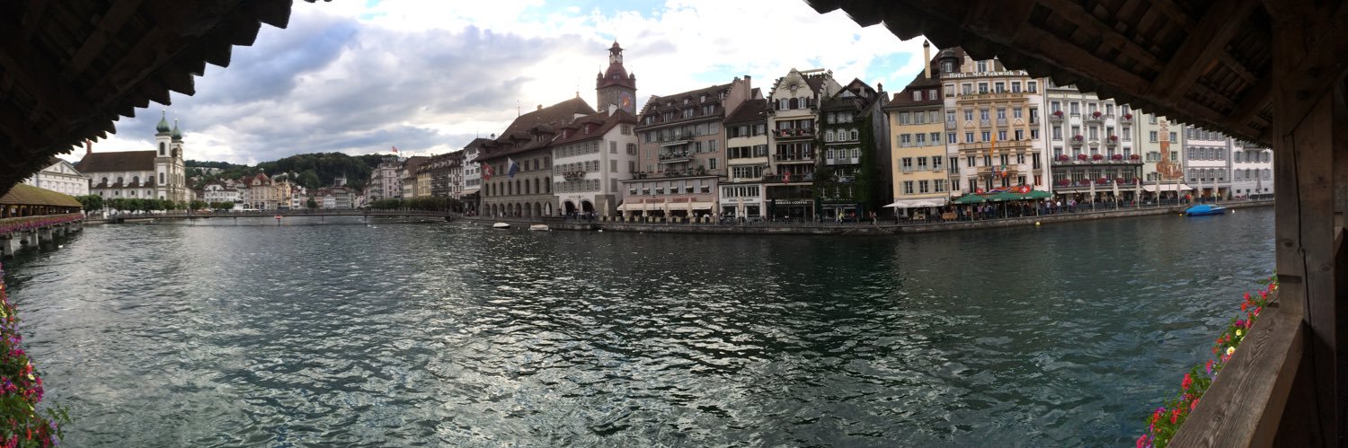 JS74_CH's profile banner image