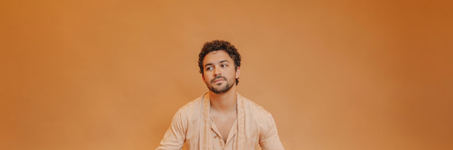 filipetoca's profile banner image