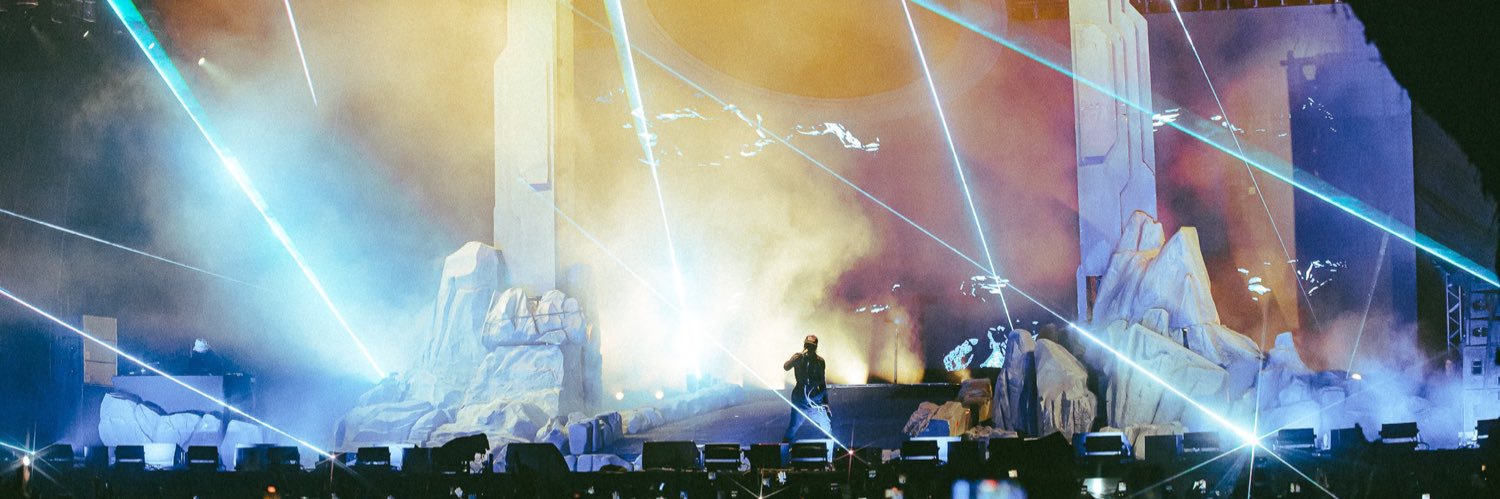 x_astroworld's profile banner image