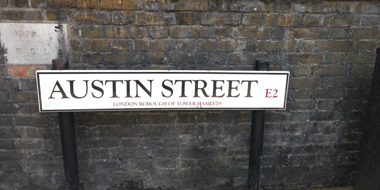 lucy_austin_'s profile banner image