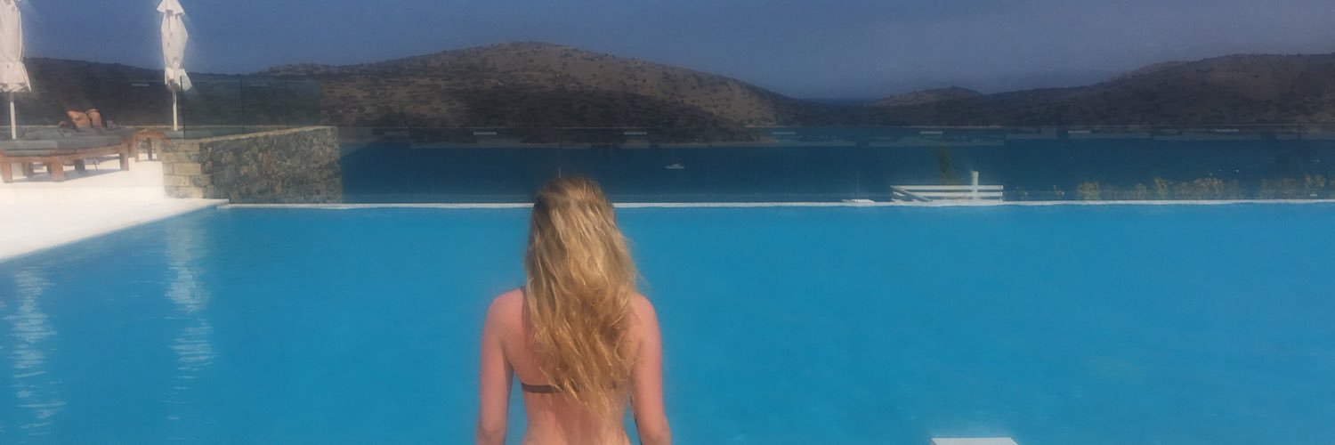 IssyAddison's profile banner image