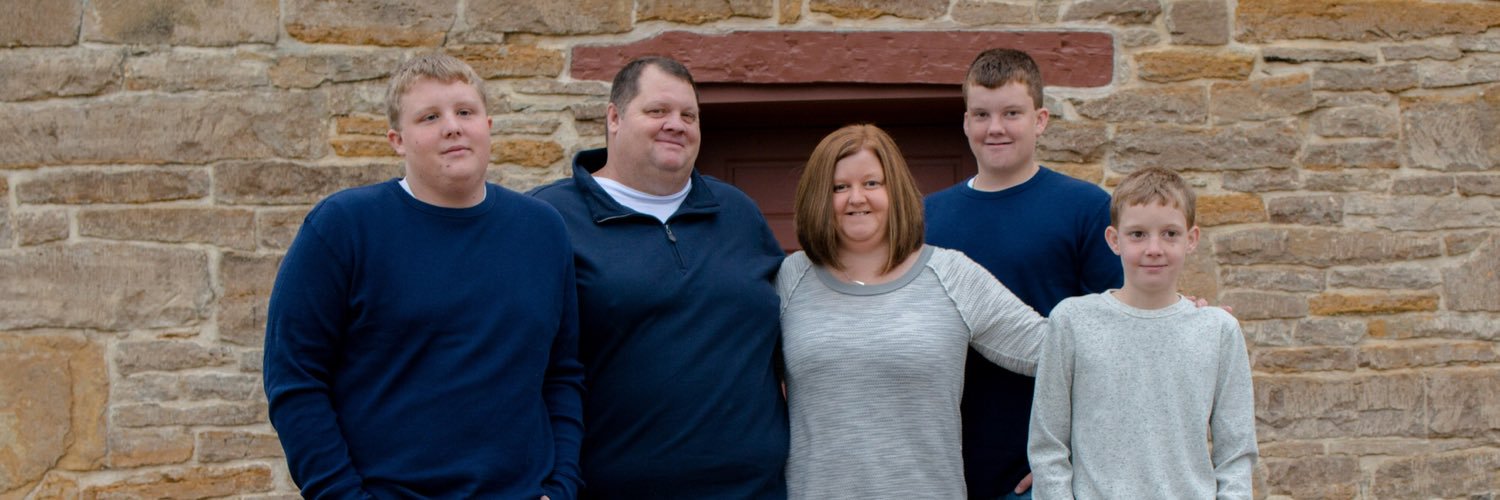 threeaboyz's profile banner image