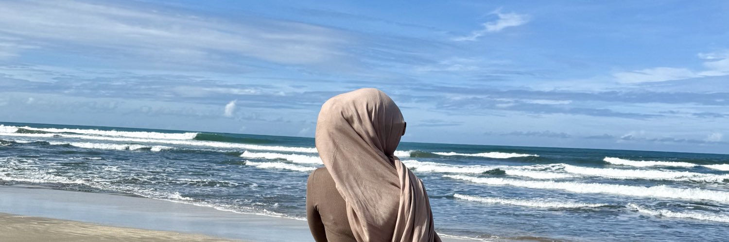 dilaaputri's profile banner image