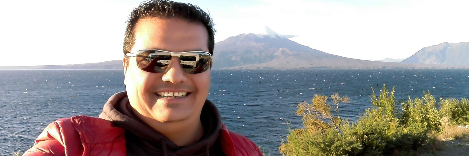 Mauricio Campos banner