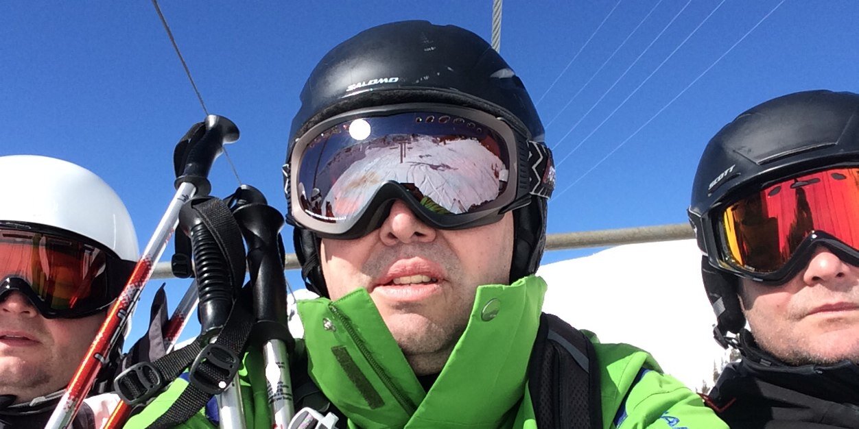 Scott Barham banner