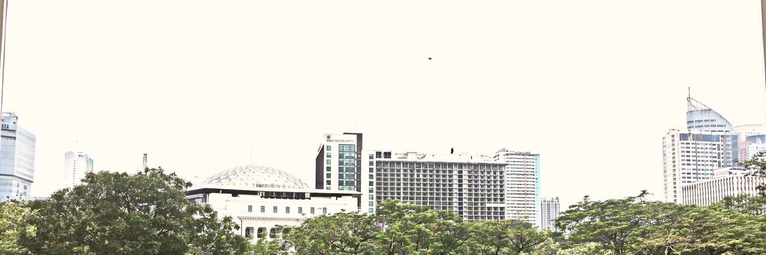 EasiesLine's profile banner image