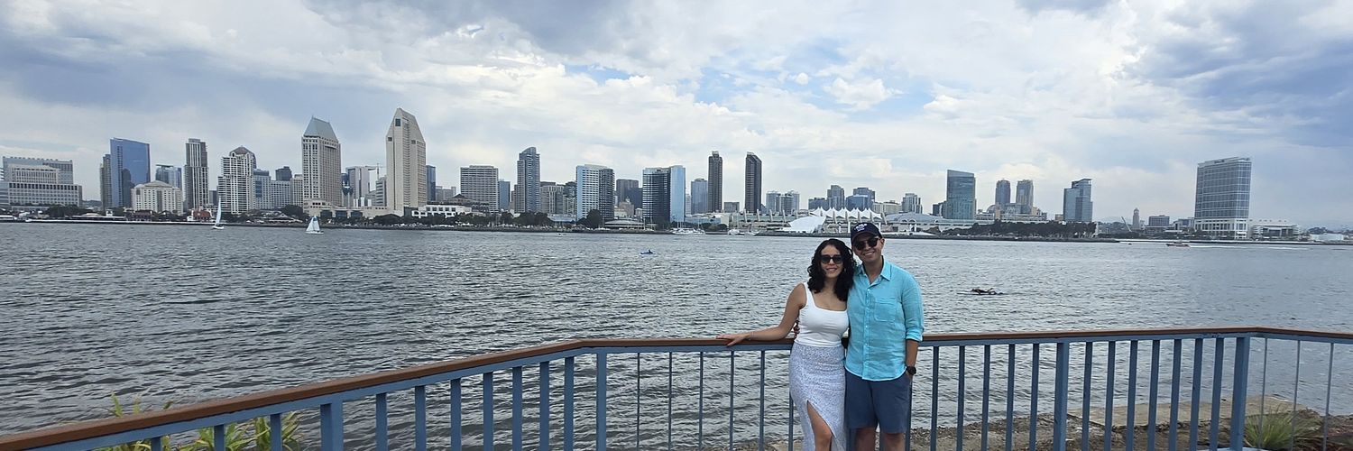 Roberto Macías banner