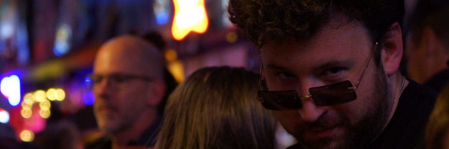 fratshorts's profile banner image