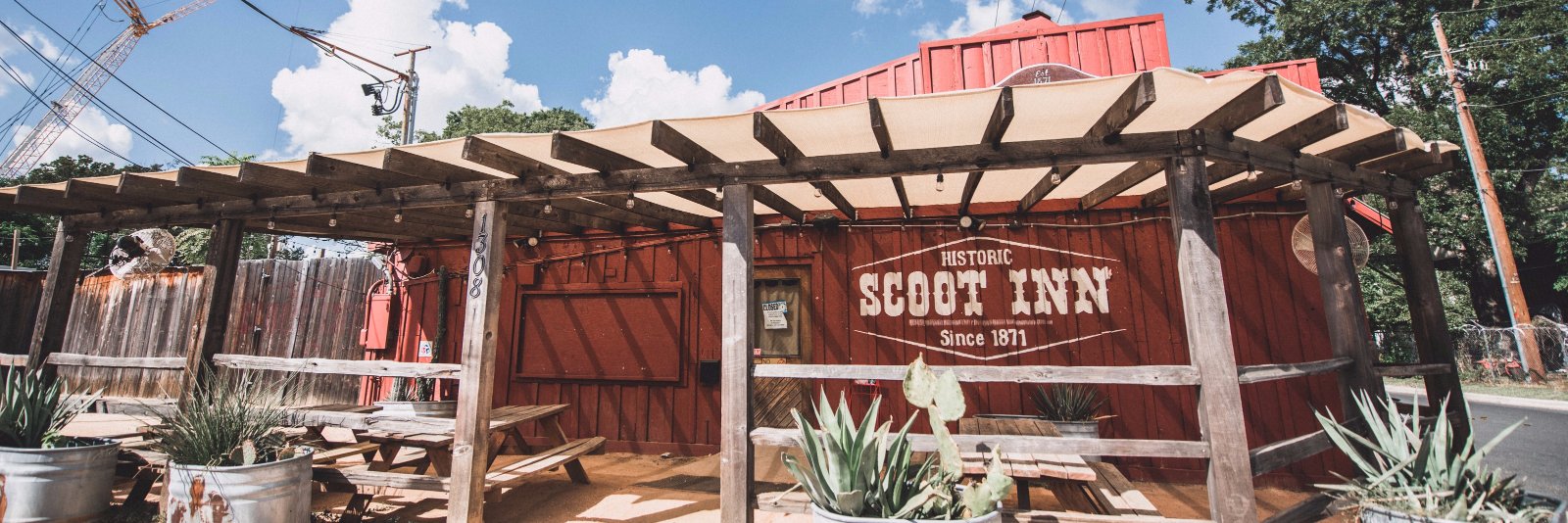 Scoot Inn banner