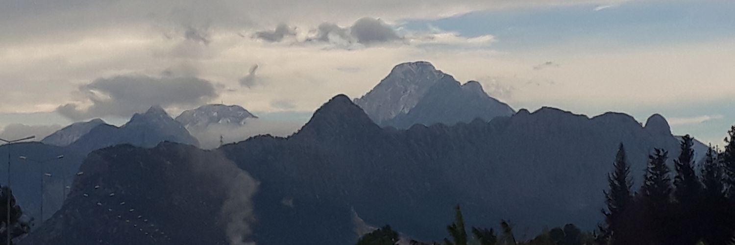 silkyaz's profile banner image