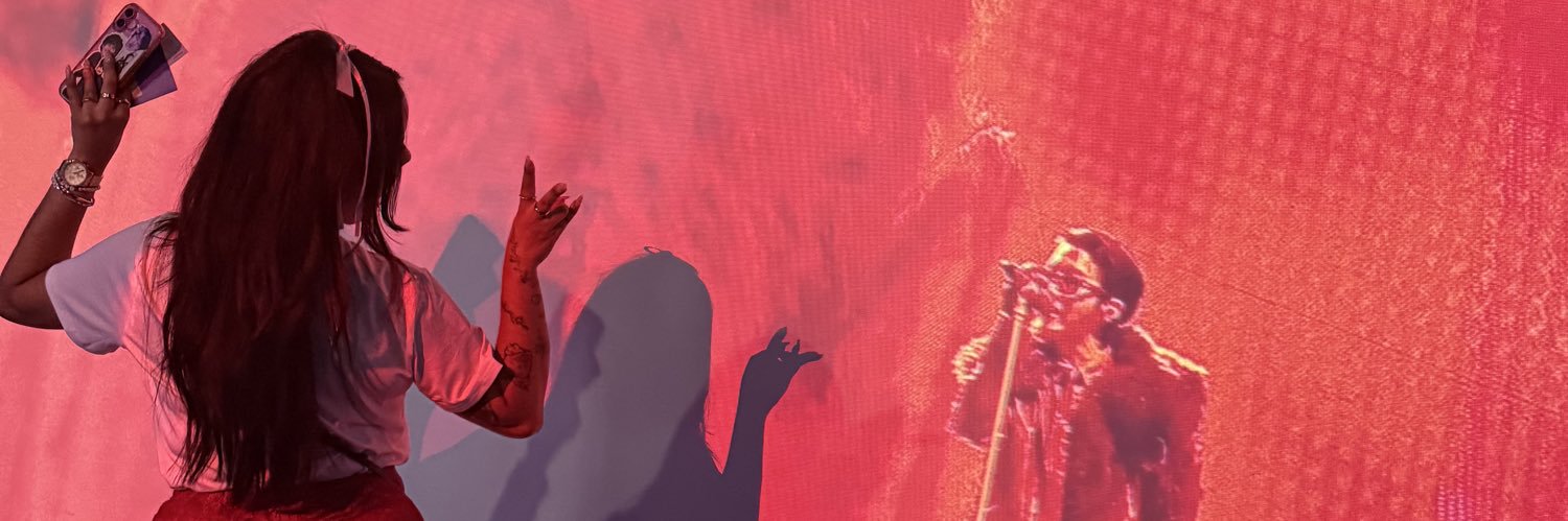 ash ⊙⊝⊜ ⟭⟬⁷💋🪩 banner