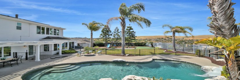 Realtor_101's profile banner image