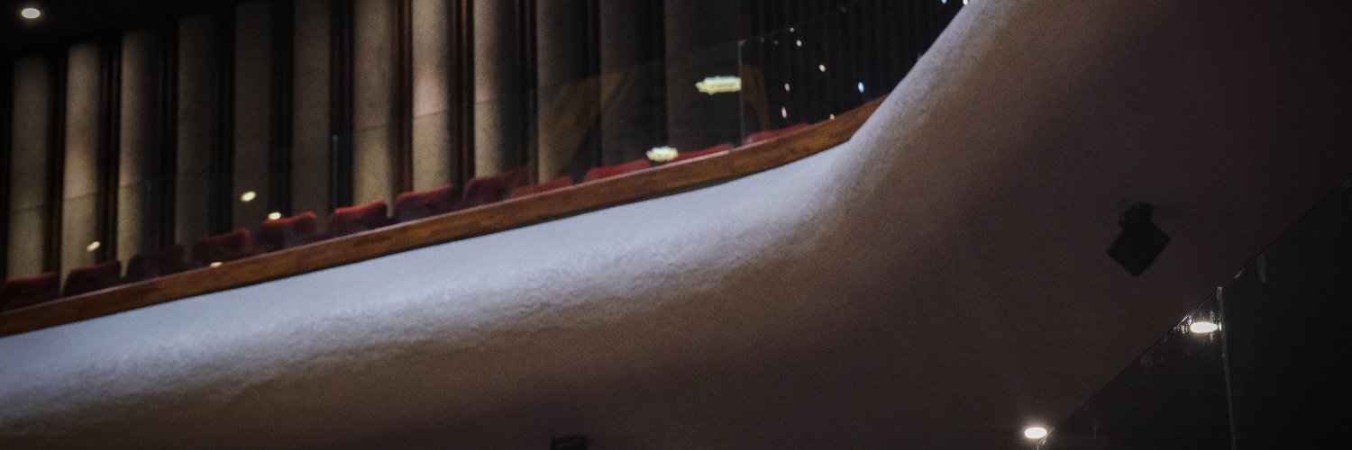 iya_vee's profile banner image