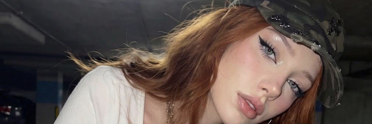hulabaloo12's profile banner image