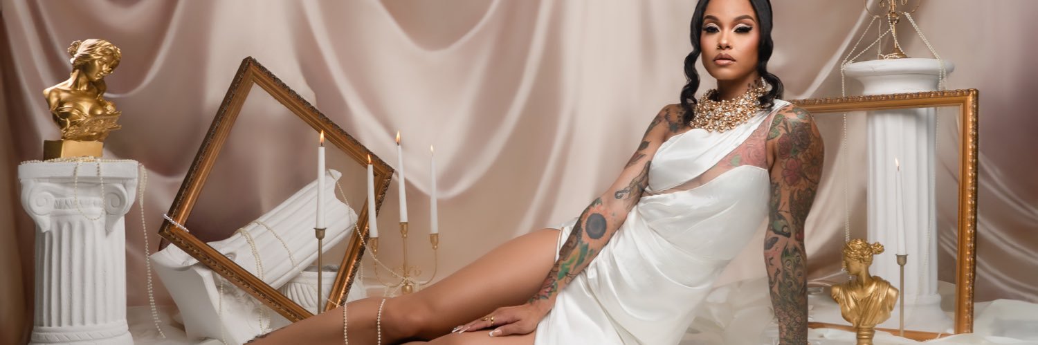 ClaudiaLNelson's profile banner image
