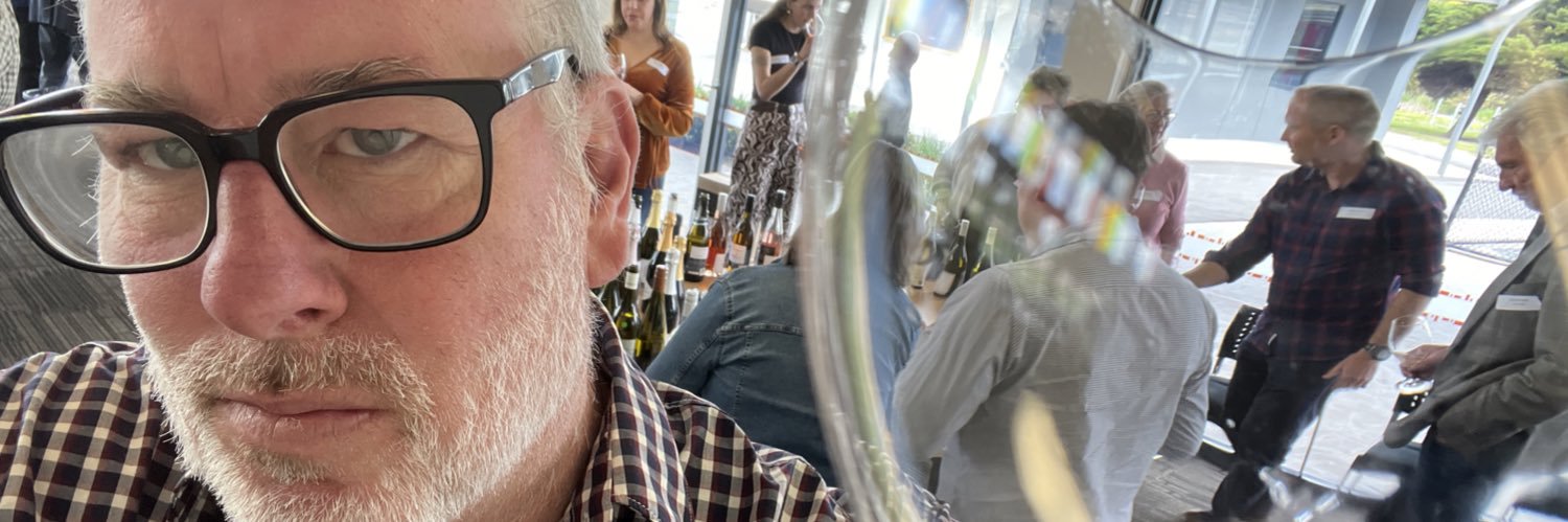 ahnewman's profile banner image