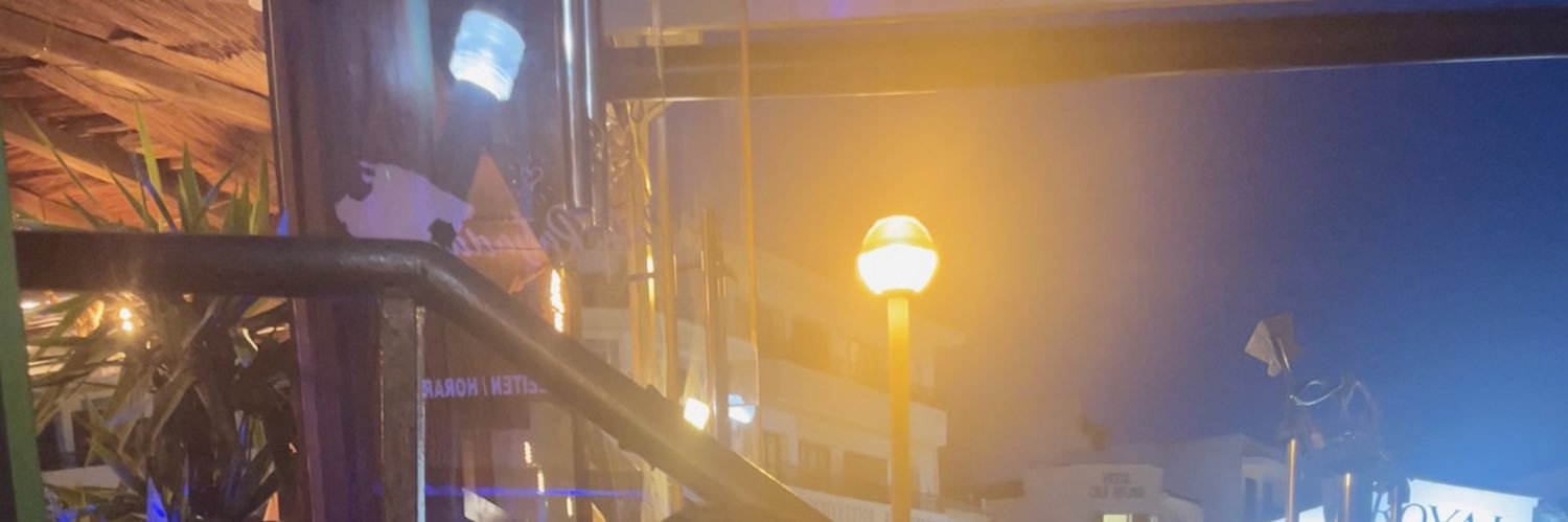 cassielml's profile banner image