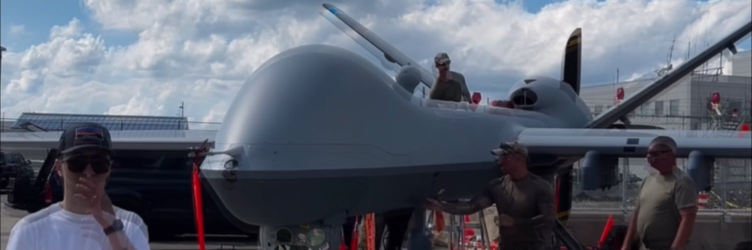 Ari ♛ ✡︎ banner