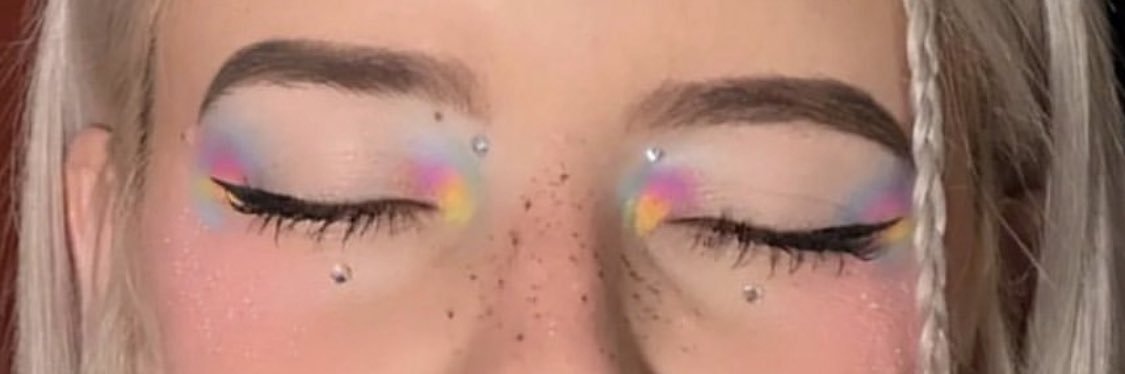 loriibear's profile banner image