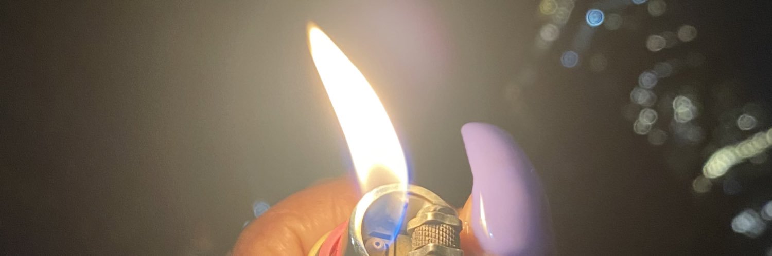 HennyCakes's profile banner image