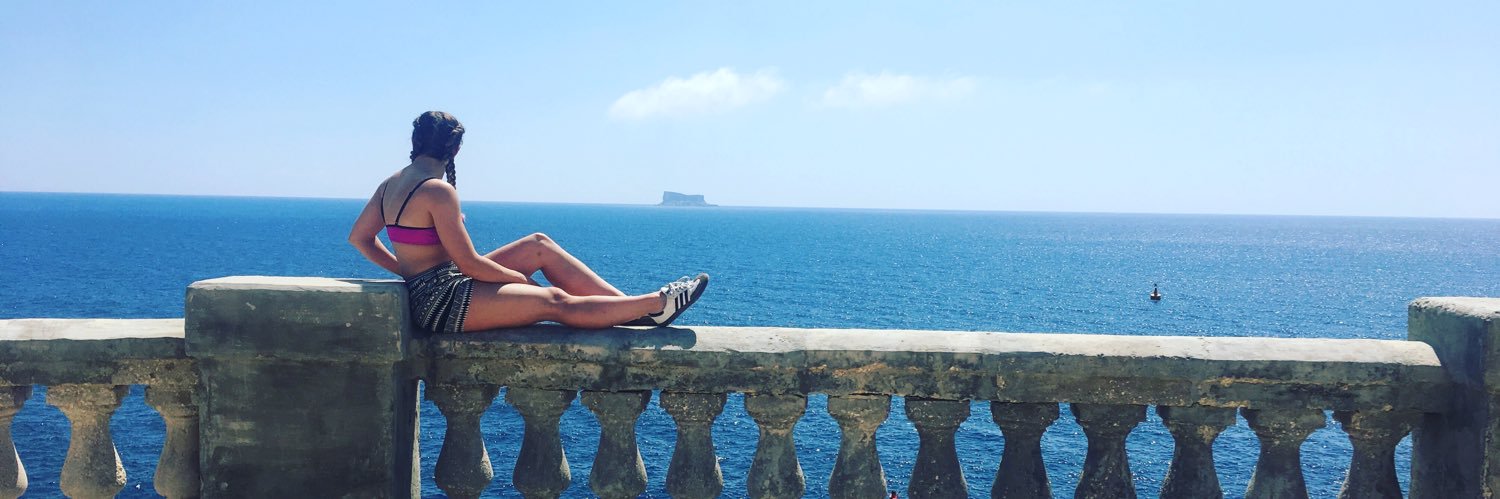 HollieRowley's profile banner image